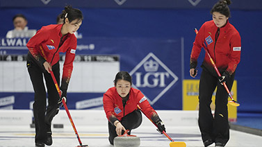 U19中国女排3-0比利时，关键换人实现超级逆转，稳居积分榜第二